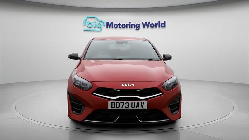 Used Kia ProCeed GT-Line 158 HP (116 kW) 2023 Red Estate