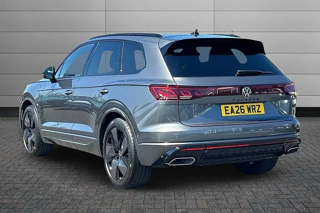 Used VW Touareg Black Edition 286 HP (210 kW) 2026 Silicon grey SUV