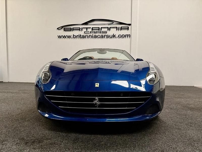 Used Ferrari California 560 HP (411 kW) 2015 Blue Cabriolet