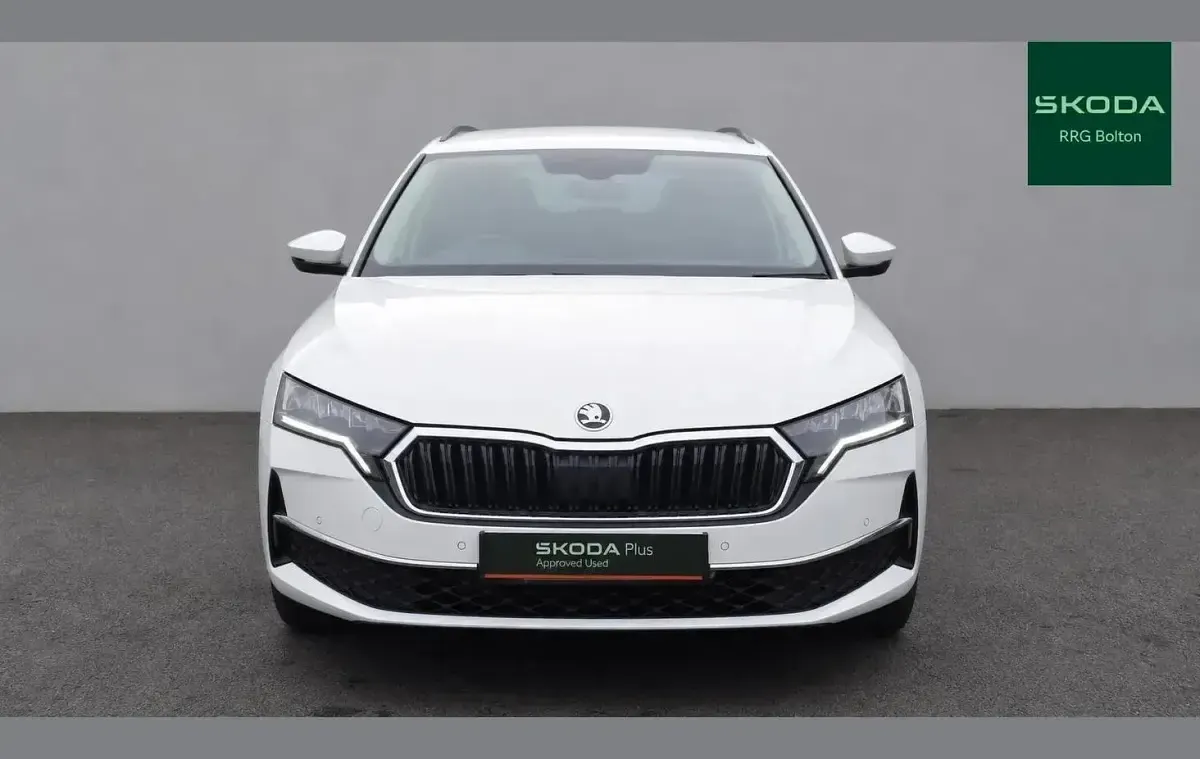 Used Skoda Octavia SE Technology 113 HP (83 kW) 2025 Moon white metallic Estate