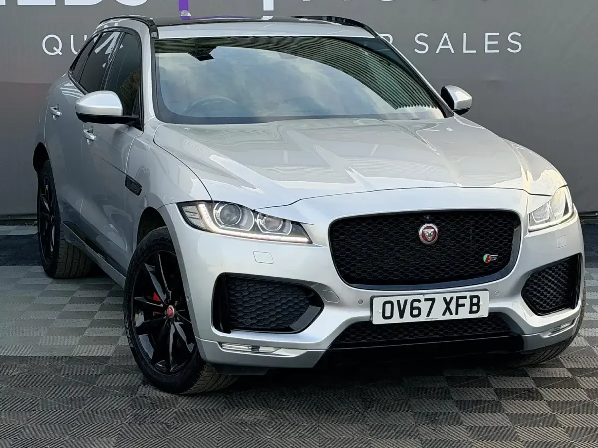 Used Jaguar F-Pace Supercharged 2017 Silver SUV