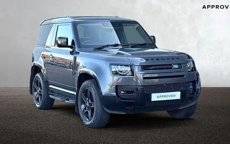 Used Land Rover Defender SE 250 HP (183 kW) 2021 SUV