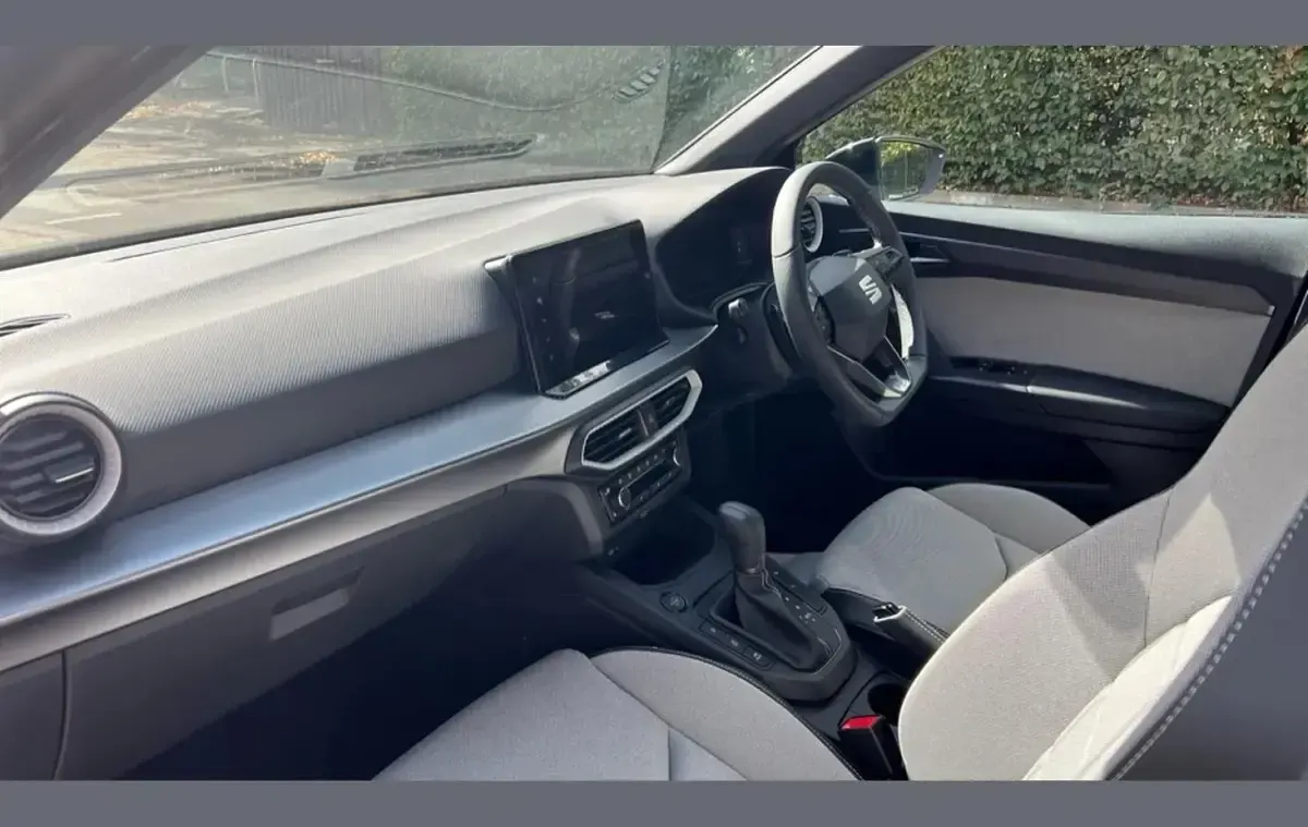 New Seat Arona FR Sport 115 HP (84 kW) 2026 Midnight black SUV