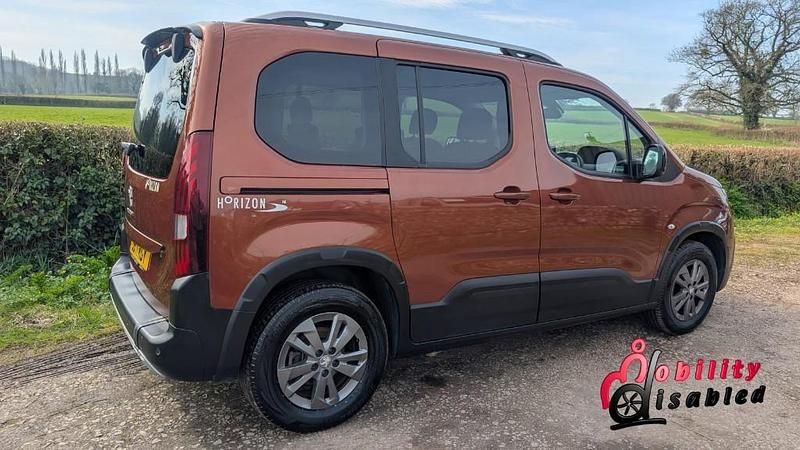 Used Peugeot Rifter Allure 2022 Bronze MPV