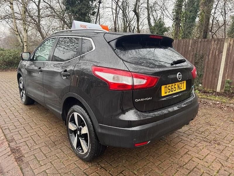 Used Nissan Qashqai N-TEC 110 HP (80 kW) 2015 Black SUV