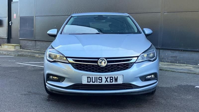 Used Vauxhall Astra SRi 150 HP (110 kW) 2019 Silver Hatchback
