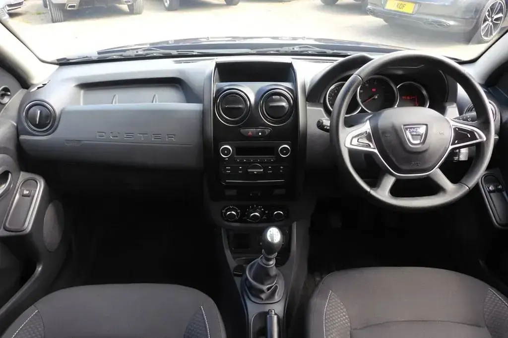 Second-hand Dacia Duster Ambiance 110 CP (80 kW) 2017 Albastru SUV