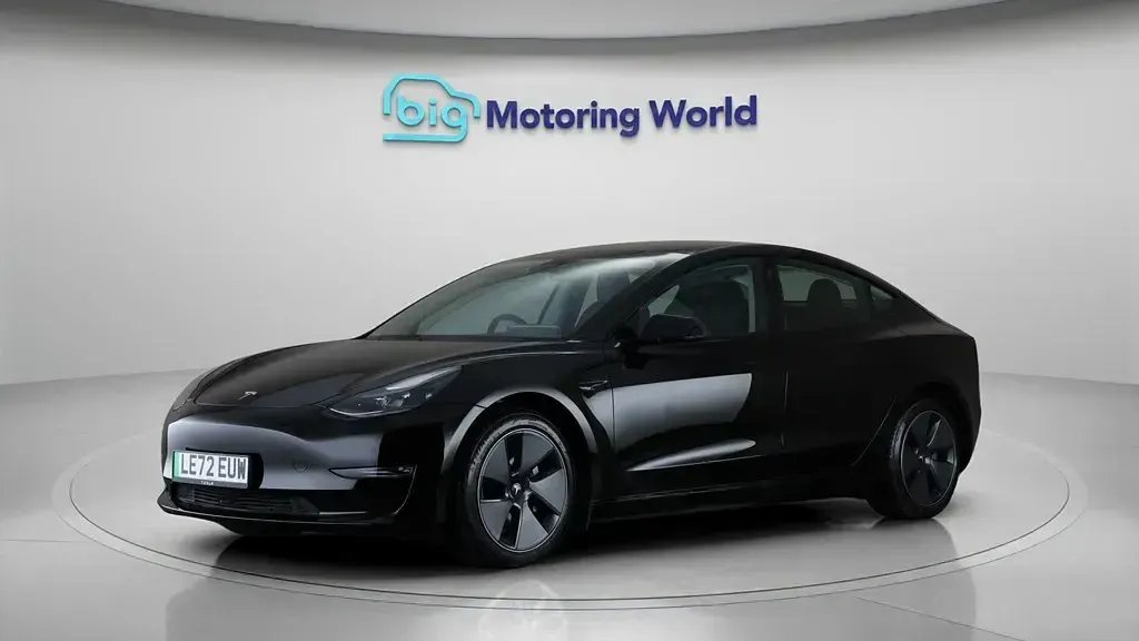 Używany Tesla Model 3 254 kW (346 KM) 2023 Sedan/Limuzyna