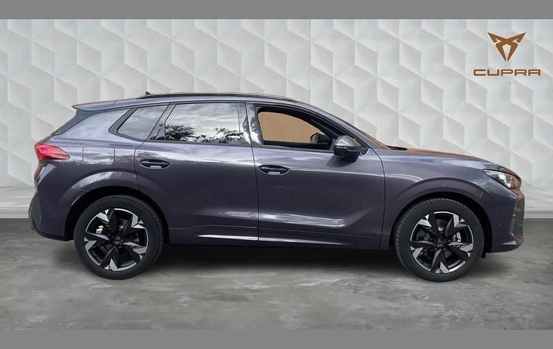 Used Cupra Terramar 200 HP (147 kW) 2025 Mauve/purple SUV