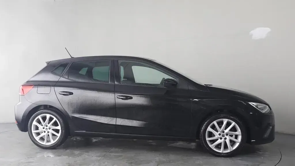 New Seat Ibiza FR 115 HP (84 kW) 2025 Black Hatchback