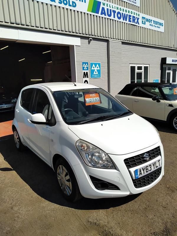 White Used 2013 Suzuki Splash Hatchback | £2,495 (Fair price) - Image 1/4