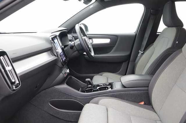 Used Volvo XC40 Plus 161 HP (118 kW) 2023 SUV