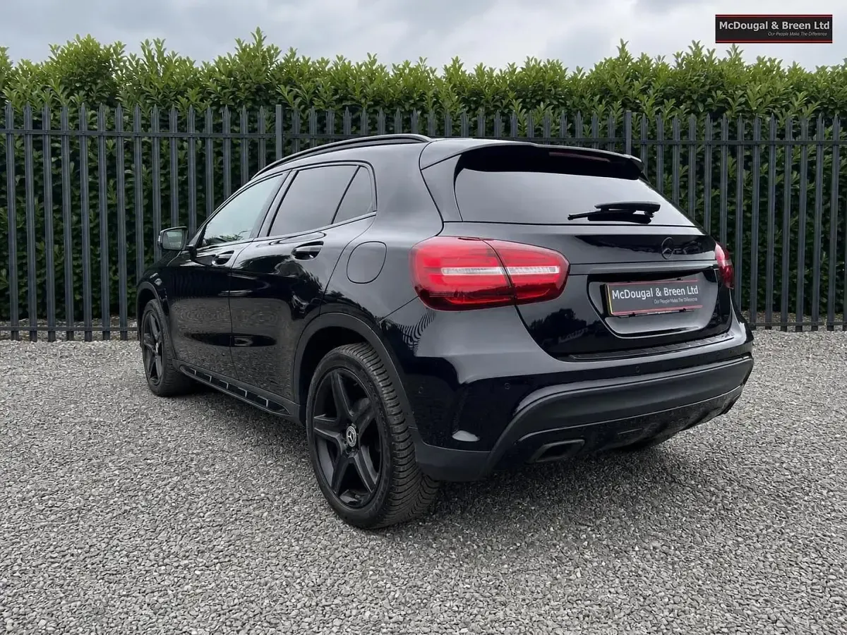 Used Mercedes GLA180 AMG line 122 HP (89 kW) 2020 Black SUV