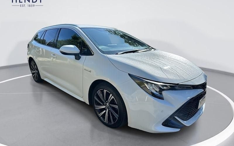 Used 2022 Toyota Corolla Design Estate | £17,499 (Good price) - Image 1/4