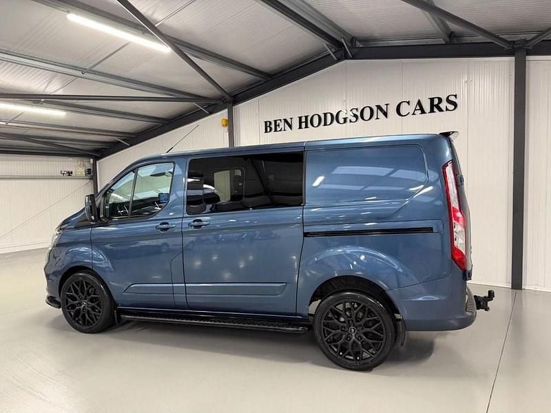 Used Ford Transit Custom Limited 130 HP (95 kW) 2023 Blue Van