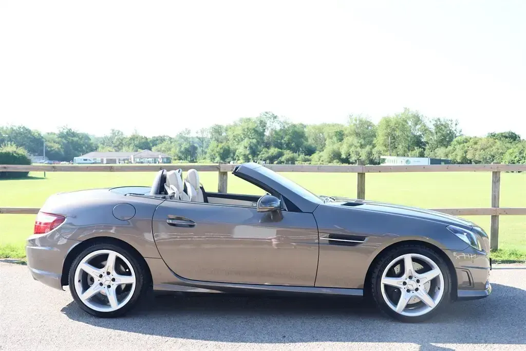 Used Mercedes SLK250 AMG 2012 Grey Cabriolet