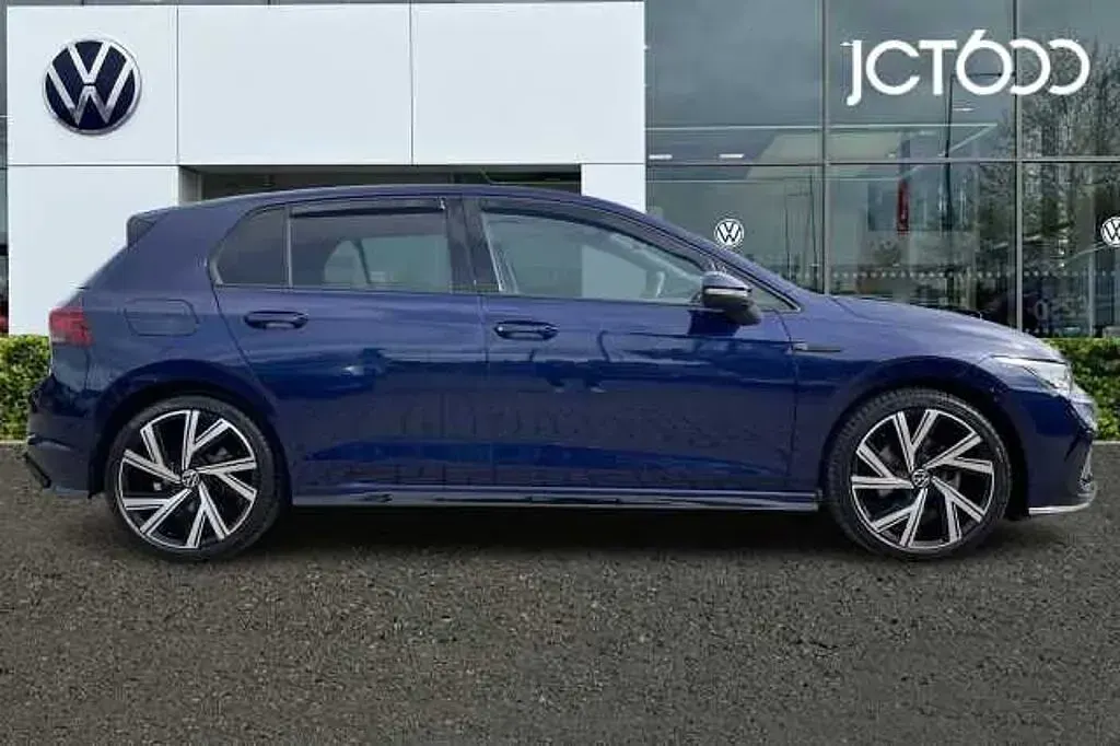 Used VW Golf VIII 150 HP (110 kW) 2024