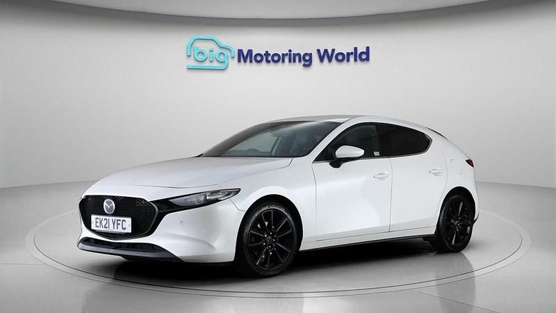 Used Mazda 3 Inclusive 186 HP (136 kW) 2021 White Hatchback