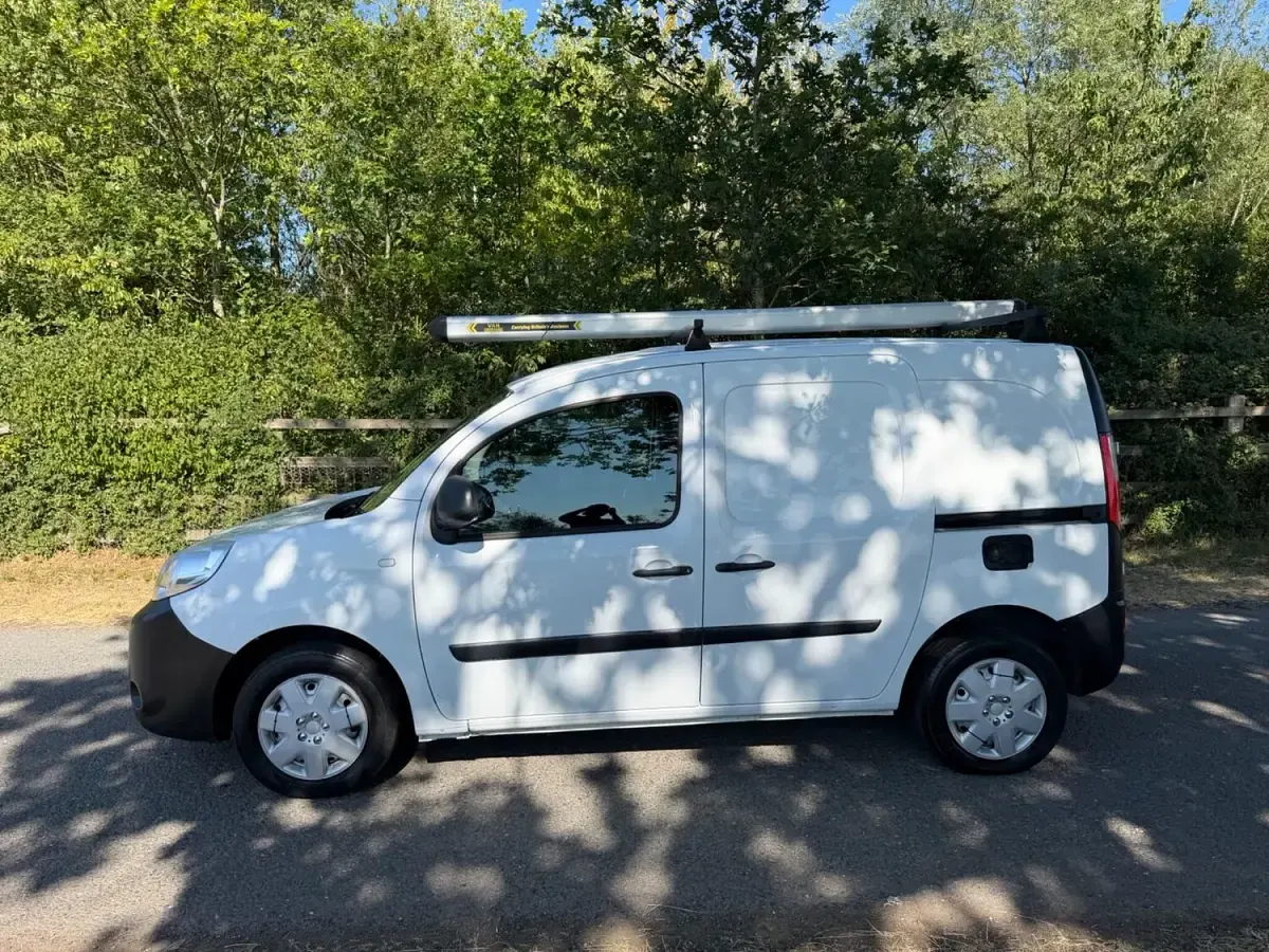 Used Renault Kangoo Business 2018 White MPV