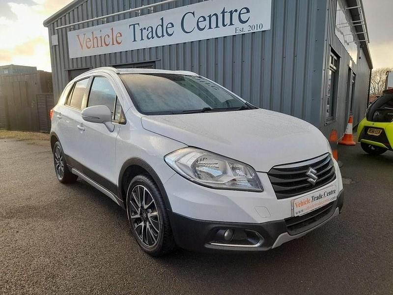 White Used 2015 Suzuki SX4 SZ-T Hatchback | £5,499 (Fair price) - Image 1/4