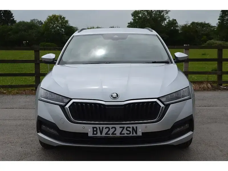 Used Skoda Octavia SE Technology 150 HP (110 kW) 2022 Silver Estate