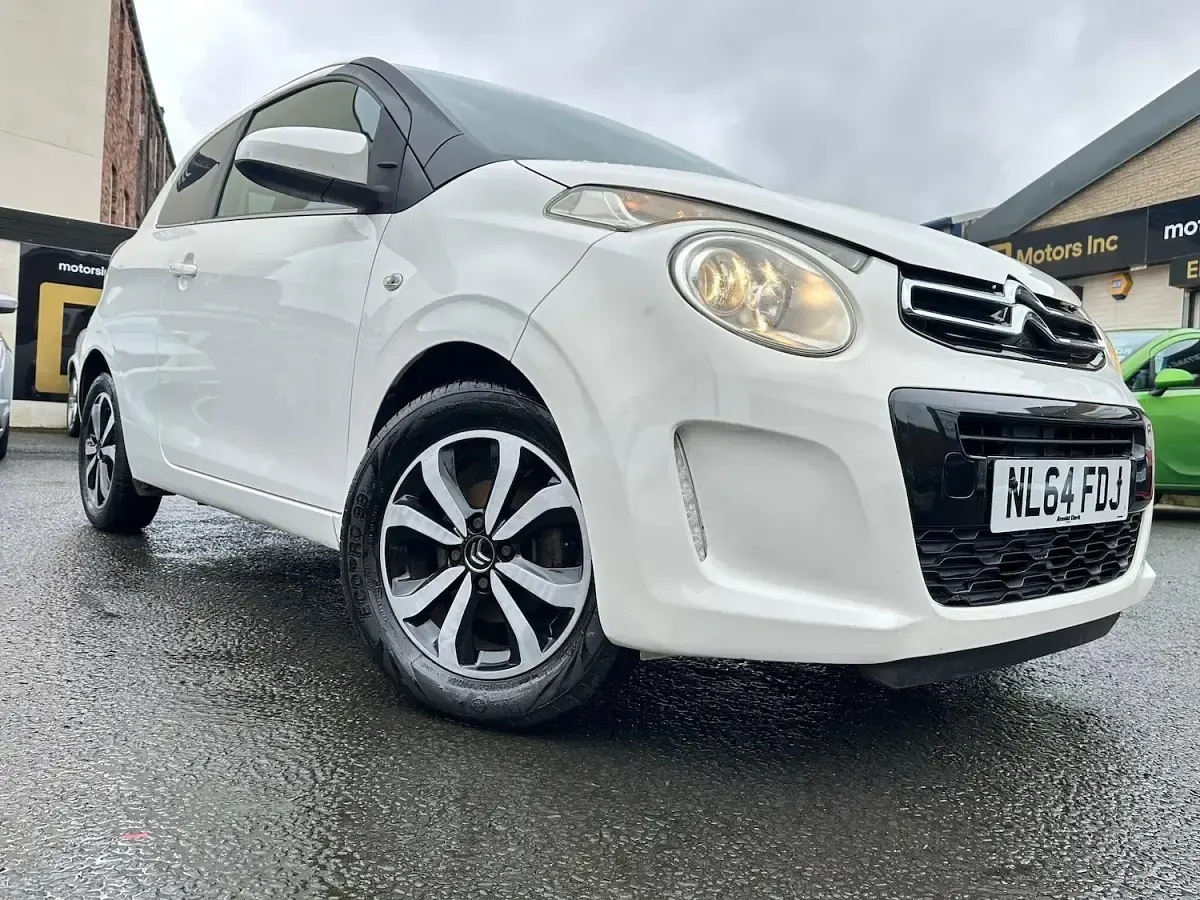 Used Citroën C1 Flair 68 HP (50 kW) 2014 White Hatchback