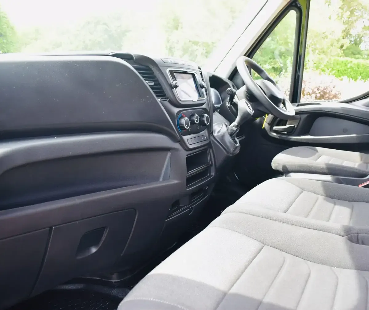 Used Iveco Daily 154 HP (113 kW) 2023 Black Van
