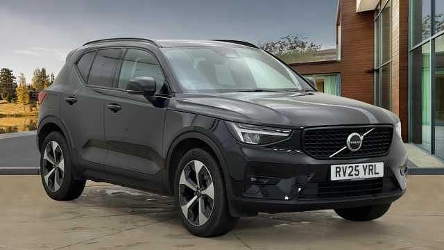 Black Used 2025 Volvo XC40 Plus SUV | £29,980 (Good price) - Image 1/4