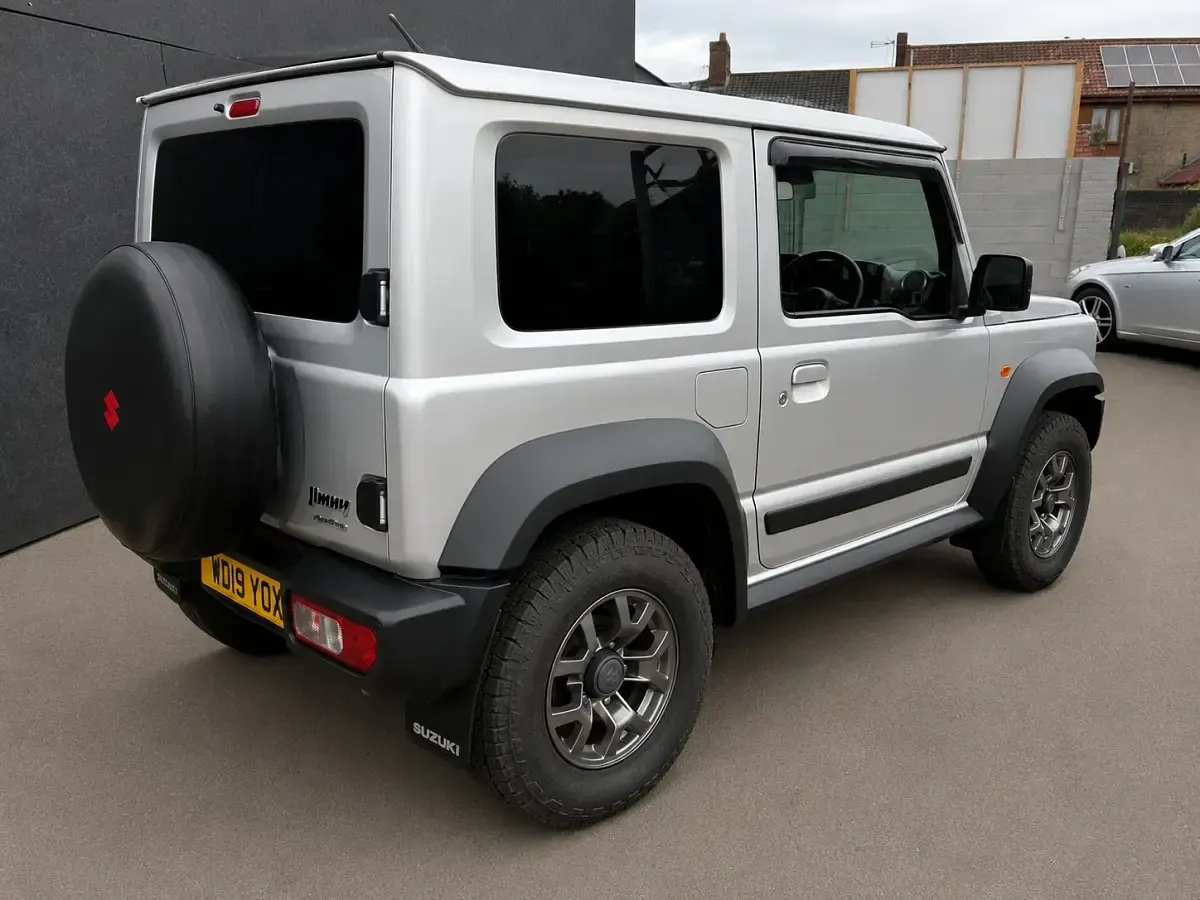 Used Suzuki Jimny SZ5 102 HP (75 kW) 2019 Silver SUV