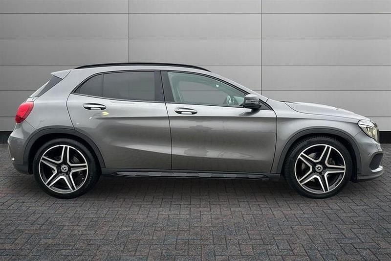 Used Mercedes GLA220 AMG line 170 HP (125 kW) 2014 Grey SUV