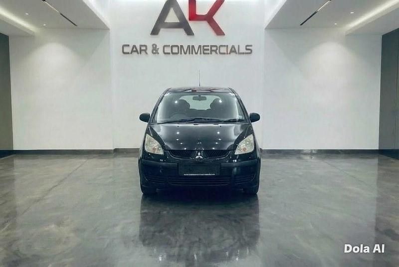 Usado Mitsubishi Colt 2009 Preto Citadino