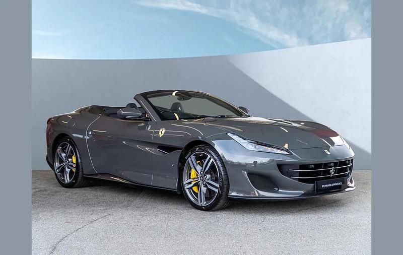 Grey Used 2019 Ferrari Portofino Cabriolet | £134,600 (A bit pricey) - Image 1/4