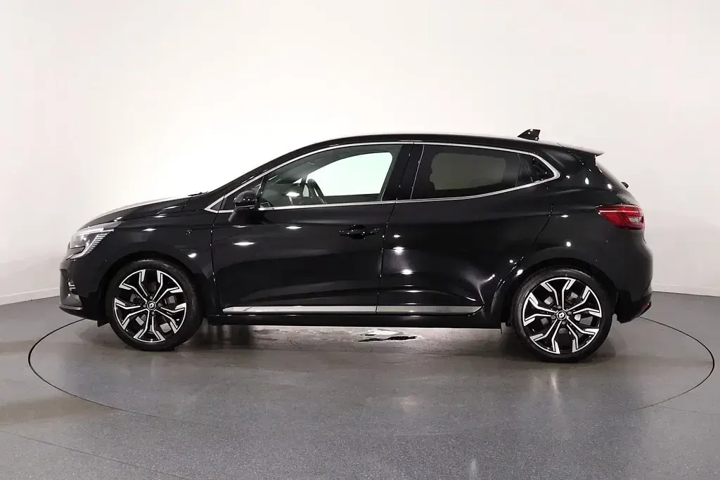 Used Renault Clio Techno 2023 Black Hatchback