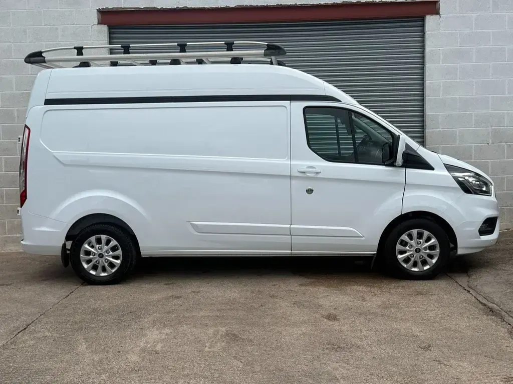 Used Ford Transit Custom Limited 2022 White Van