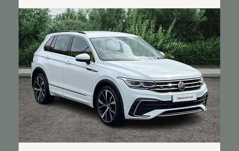 White Used 2021 VW Tiguan R-line SUV | £22,995 (Good price) - Image 1/4