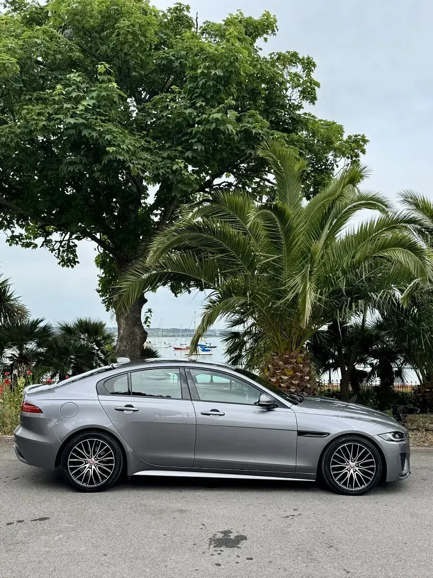 Used Jaguar XE R-Dynamic 180 HP (132 kW) 2019 Grey Sedan