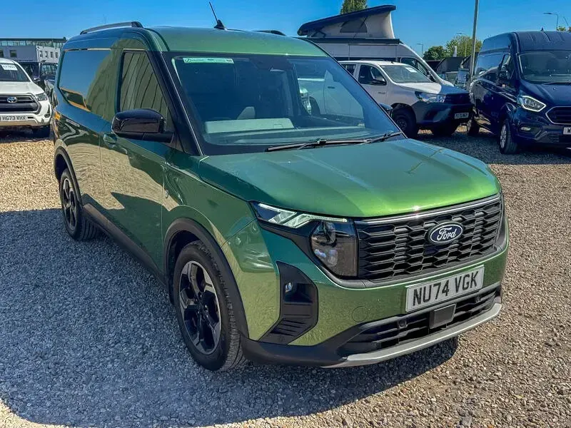 Używany Ford Transit Active 2025 Zielony Van