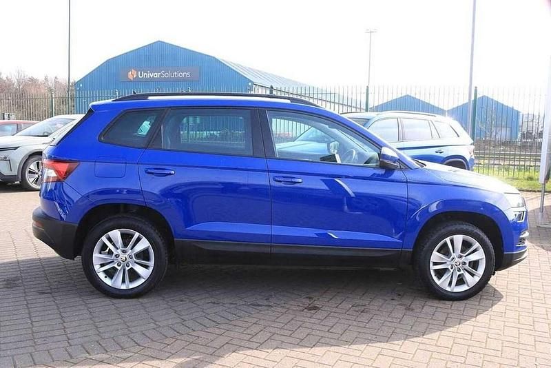 Used Skoda Karoq SE Technology 108 HP (79 kW) 2021 Blue SUV
