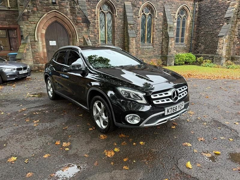 Black Used 2018 Mercedes 200 Premium Plus Estate | £11,995 (Super price) - Image 1/4