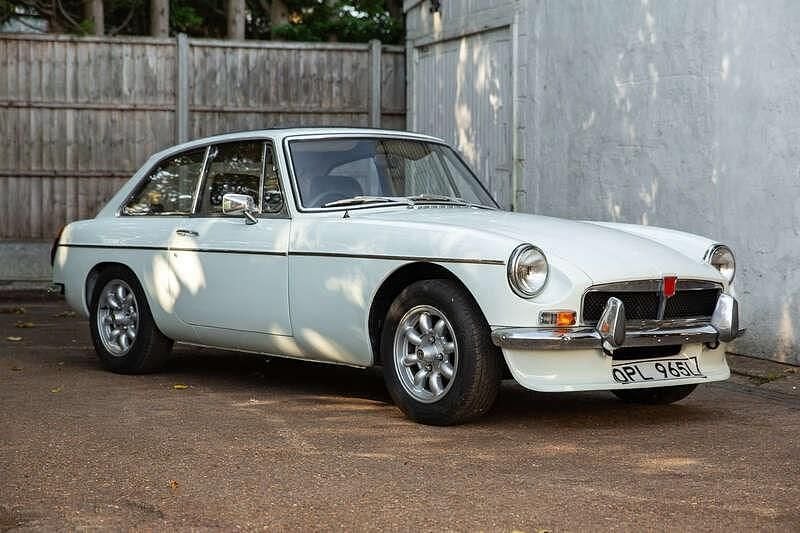 White Used 1973 MG B GT Coupe | £8,000 - Image 1/4