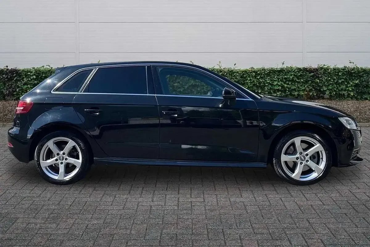 Used Audi A3 e-tron 2020 Black Hatchback