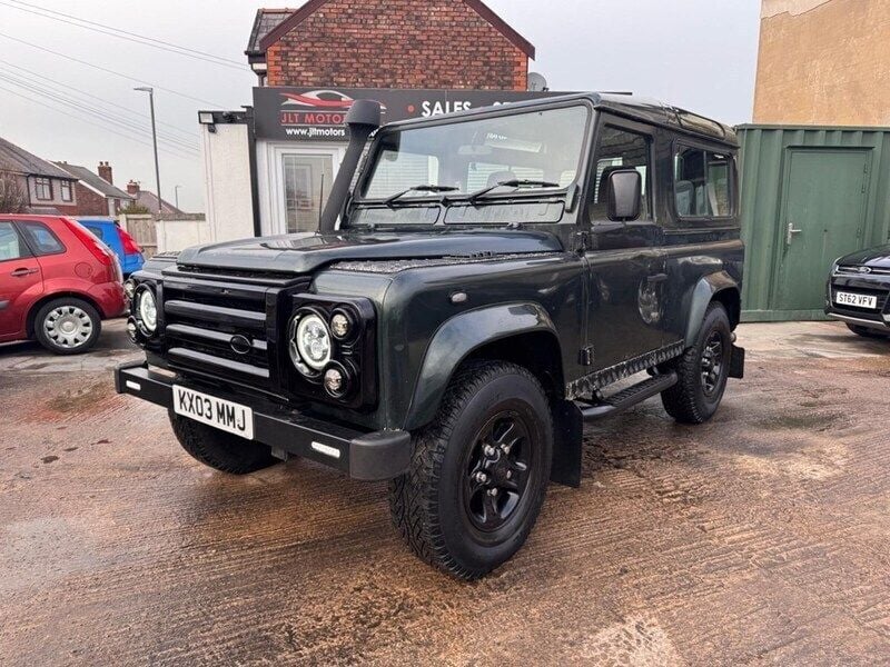 Green Used 2003 Land Rover Defender SUV | £15,000 - Image 1/4