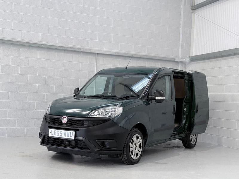 Used Fiat Doblò 90 HP (66 kW) 2016 Green MPV