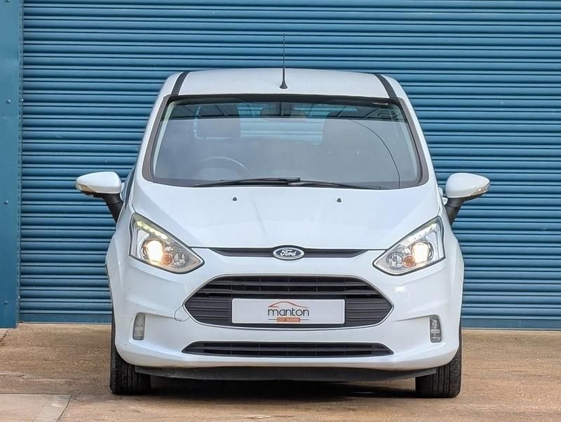 Used Ford B-MAX Zetec 105 HP (77 kW) 2015 MPV