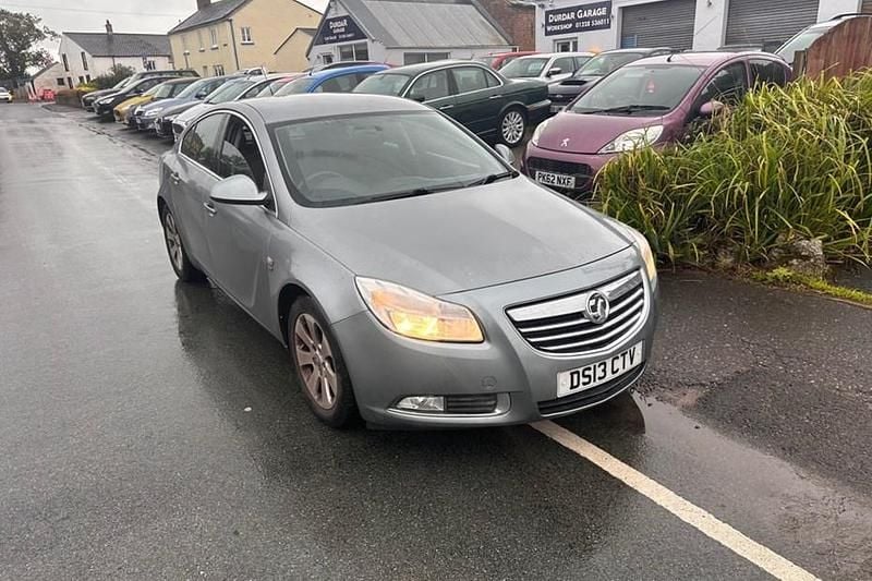 Used 2013 Vauxhall Insignia SRi Hatchback | £2,995 (Good price) - Image 1/1