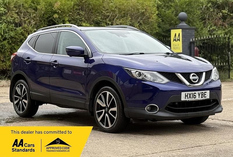 Blue Used 2016 Nissan Qashqai S SUV | £6,490 (Fair price) - Image 1/2