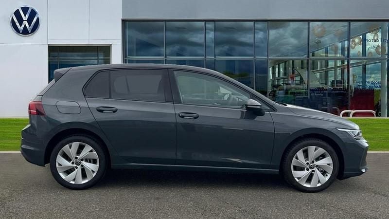New VW Golf VIII Match 204 HP (150 kW) 2025 Dolphin grey