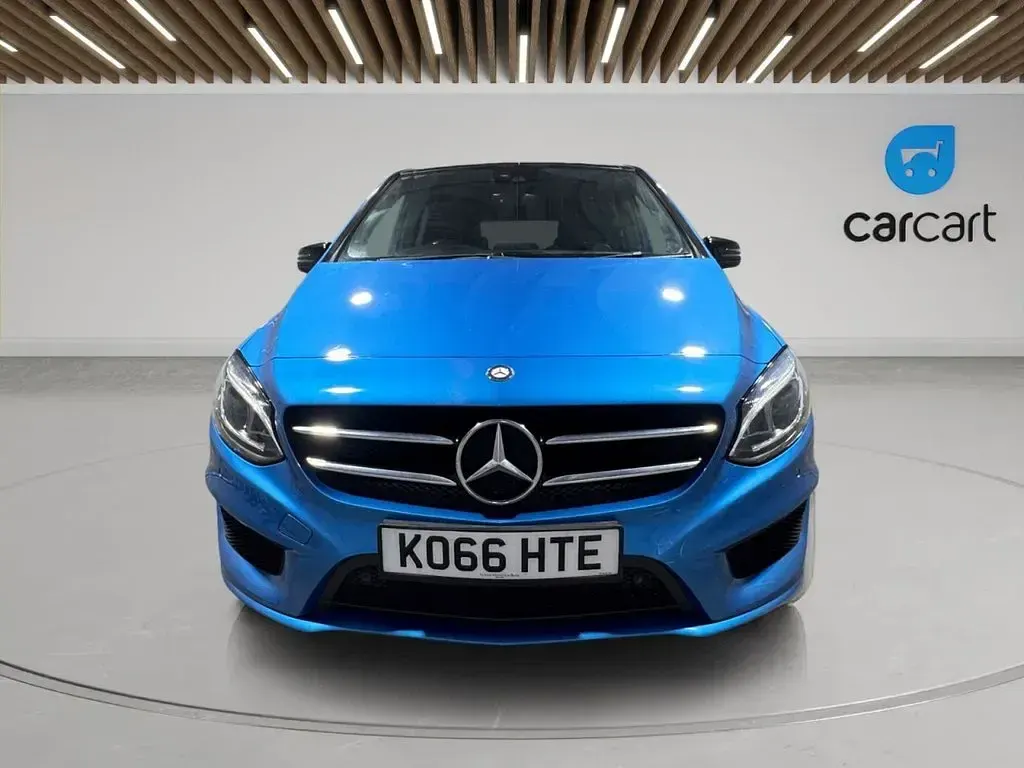 Used Mercedes B200 AMG Line Premium Plus 2017 Blue Hatchback