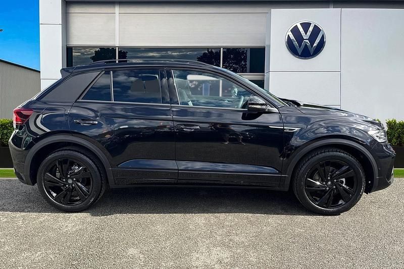 New VW T-Roc Black Edition 150 HP (110 kW) 2025 Black SUV