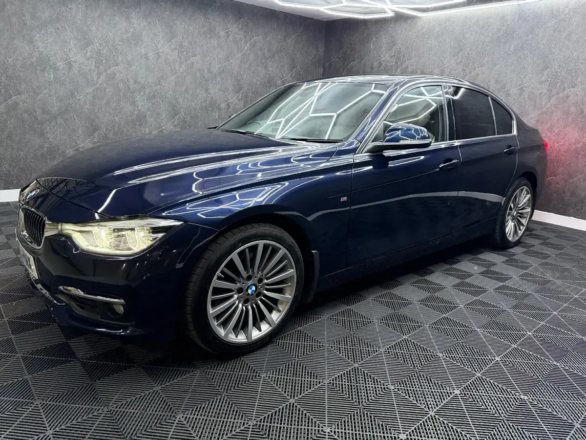 Used BMW 330 Luxury Line 2015 Blue Sedan